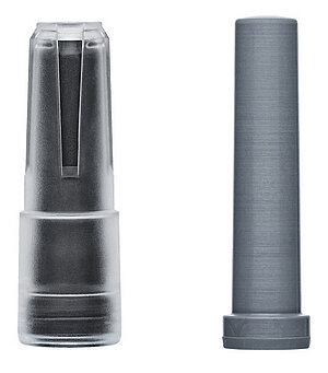左侧：预充式带针玻璃注射器专用的硬护帽 RNS右侧：预充式带针玻璃注射器专用的软护帽 （FNS）