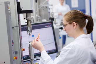 Neue Labor- und Regulierungsservices für Biotech-Kunden